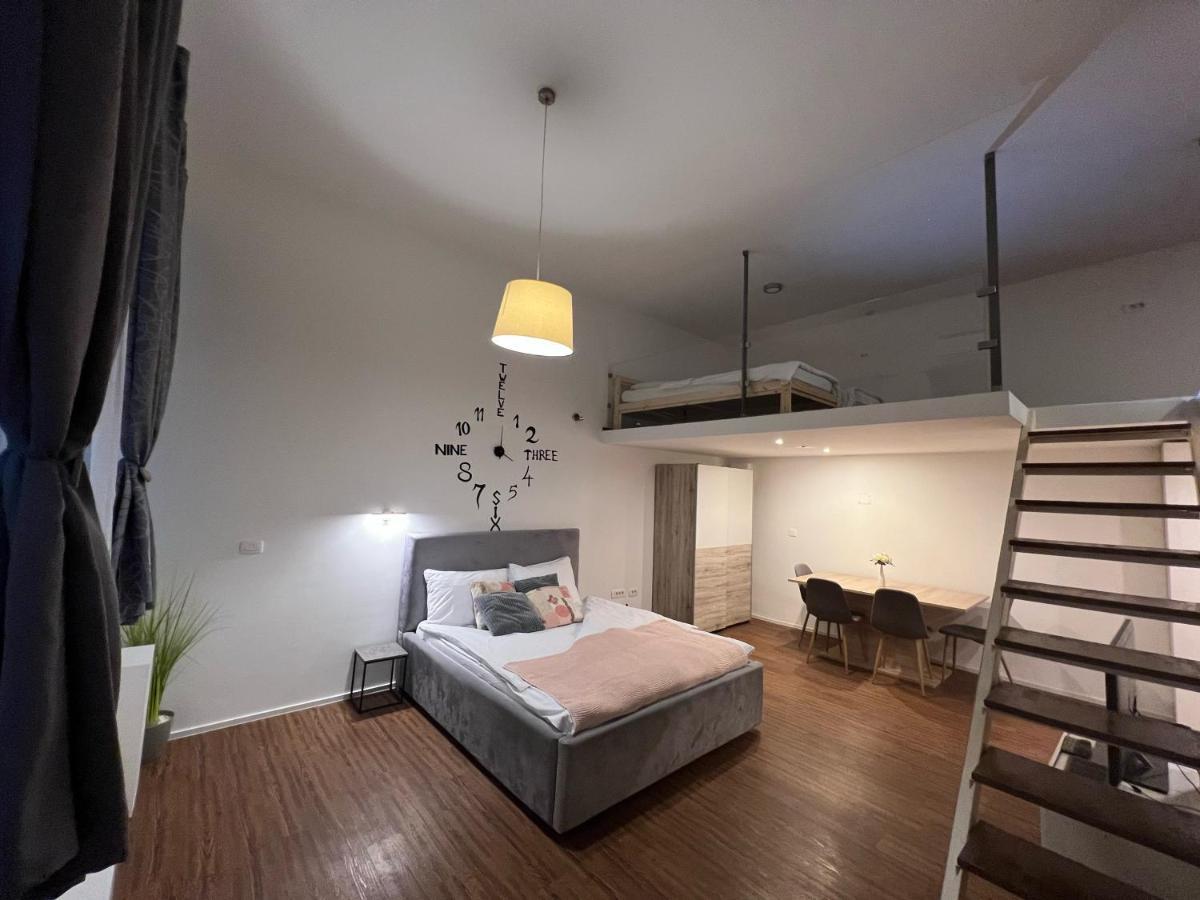 Absolutum Apartment *